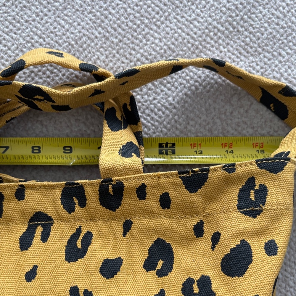 BAGGU Canvas Duck Bag- Cheetah / Leopard Print Tote Bag - Yellow and Black - Picture 3 of 12